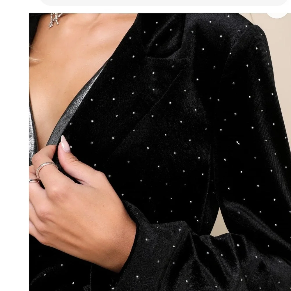 Lulus Glamorous Statement Black Velvet Studded Blazer Rhinestone‎ Gems small New